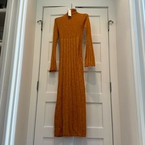 Elizabeth and James Merrigold Clementine dress